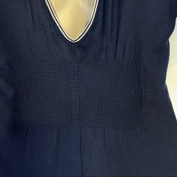 Free People Anthropologie Silver Springs Embroidered Navy Tunic V-Back Top XS - Picture 10 of 14